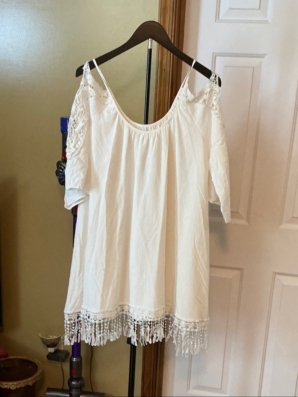 Source Unknown White Off-Shoulder Crochet Fringe dress